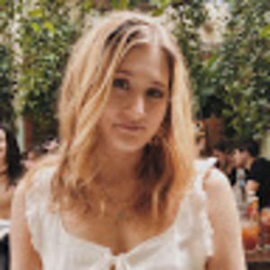 Meet your Posher, Lena